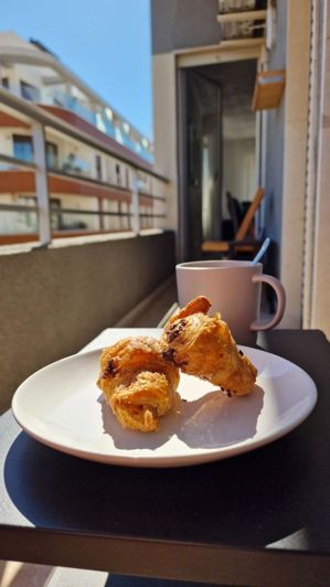 Image No.20-3 Bed Apartment for sale