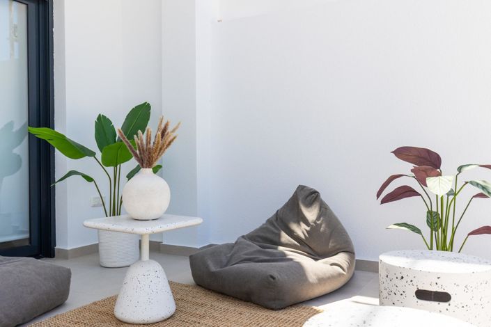 Image No.7-4 Bed Townhouse for sale