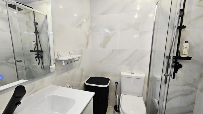 Image No.11-3 Bed Apartment for sale