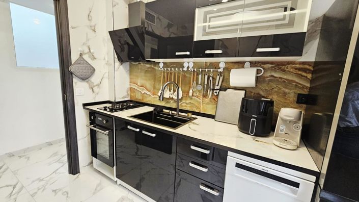 Image No.13-3 Bed Apartment for sale