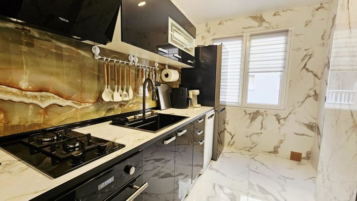 Image No.35-3 Bed Apartment for sale