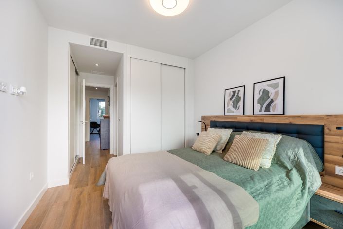 Image No.32-2 Bed Apartment for sale