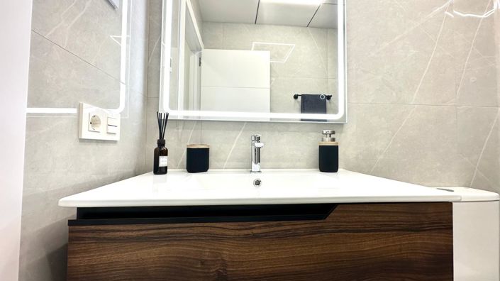 Image No.22-2 Bed Apartment for sale