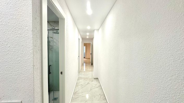 Image No.40-3 Bed Apartment for sale