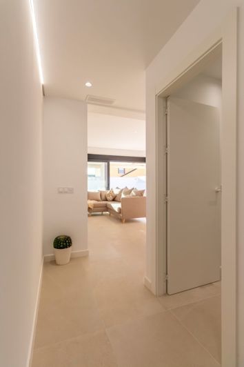 Image No.12-3 Bed House for sale