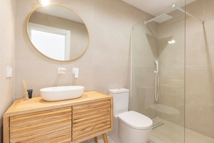 Image No.18-3 Bed House for sale