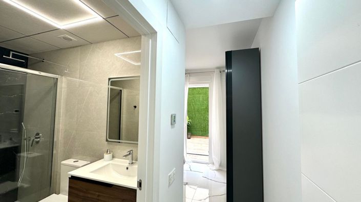 Image No.28-2 Bed Apartment for sale