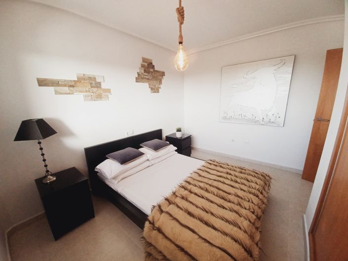 Image No.27-3 Bed Apartment for sale