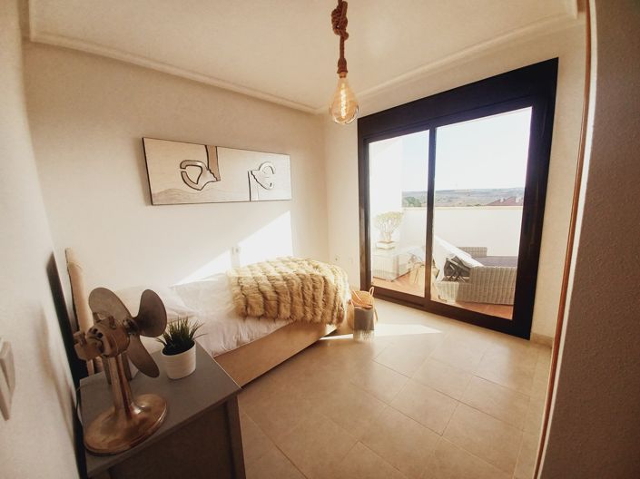 Image No.31-3 Bed Apartment for sale