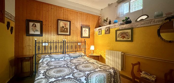 Image No.6-3 Bed Townhouse for sale