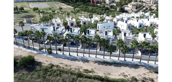 Image No.6-3 Bed Villa for sale