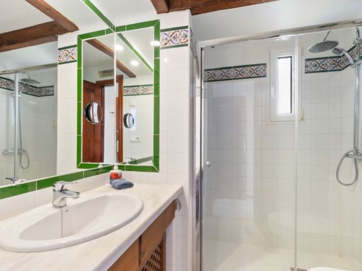 Image No.17-3 Bed Penthouse for sale