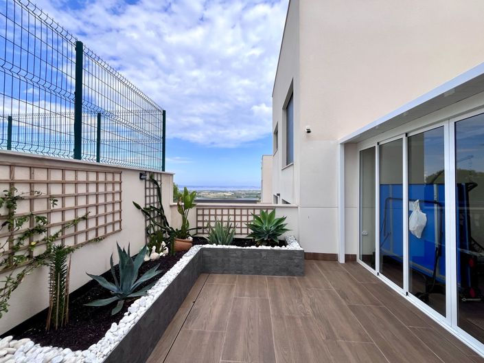 Image No.28-2 Bed Apartment for sale