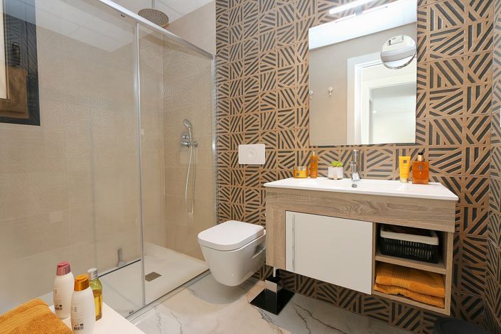 Image No.24-2 Bed Property for sale