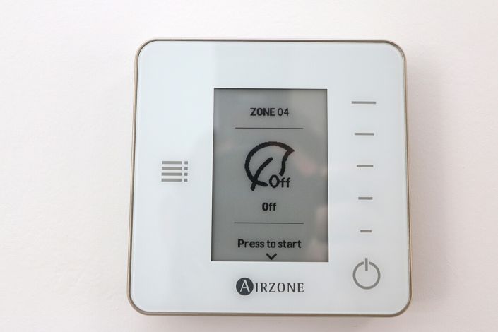 Image No.22-3 Bed Property for sale