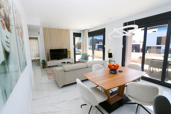 Image No.27-3 Bed Property for sale