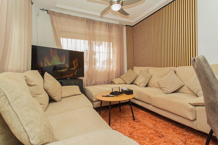 Image No.11-4 Bed House for sale