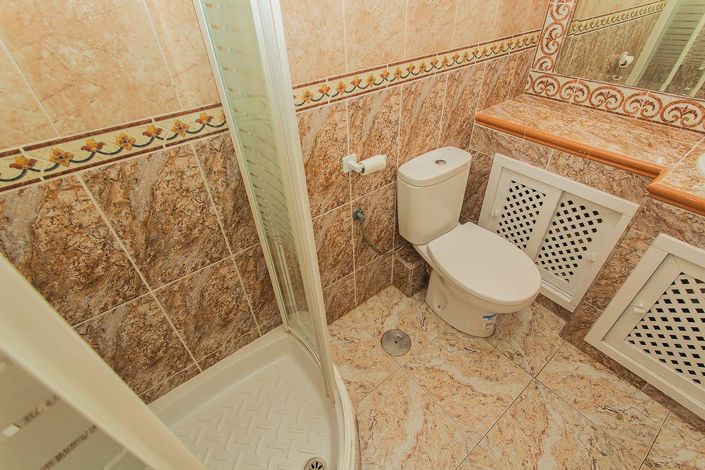 Image No.33-4 Bed House for sale