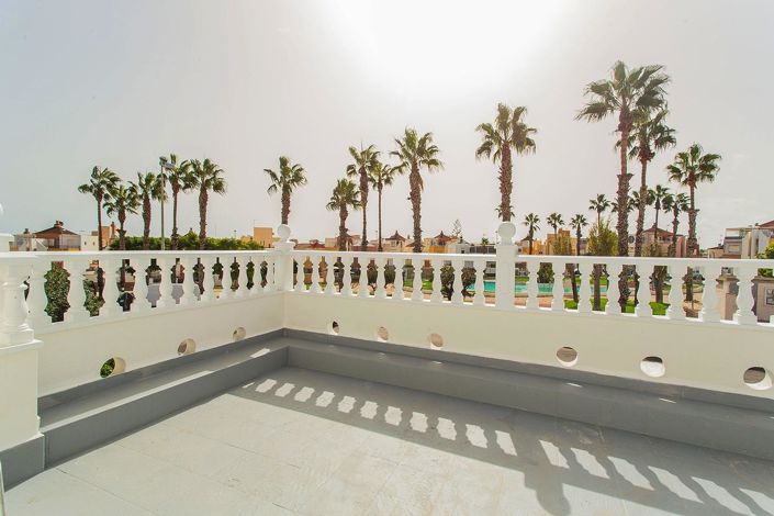 Image No.39-4 Bed House for sale