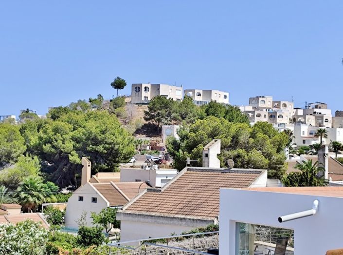 Image No.38-4 Bed Villa for sale