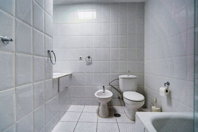 11-20939a0134ad724a8cb2a801094d15a4