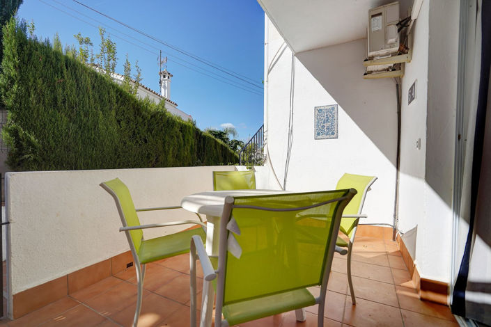 Image No.4-2 Bed Townhouse for sale