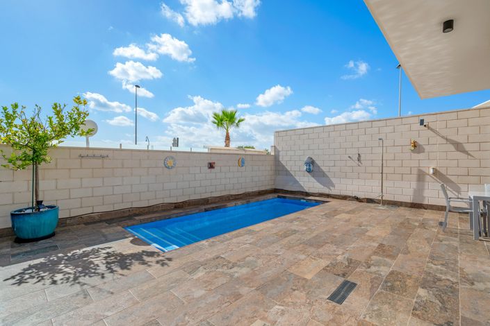 Image No.6-3 Bed Villa for sale