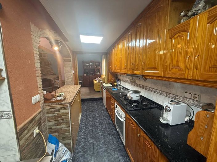 Image No.11-4 Bed Apartment for sale