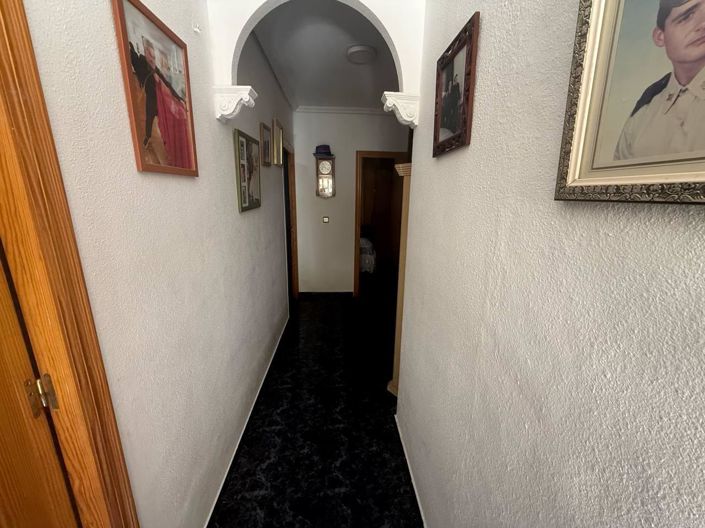 Image No.16-4 Bed Apartment for sale