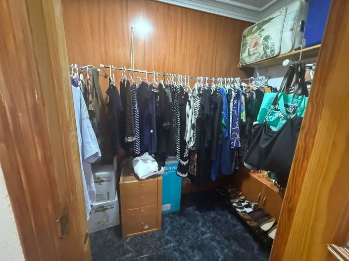 Image No.19-4 Bed Apartment for sale