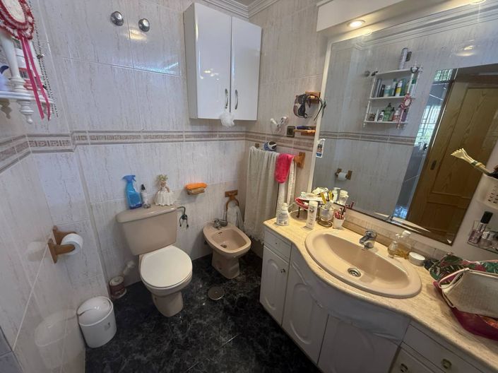 Image No.21-4 Bed Apartment for sale