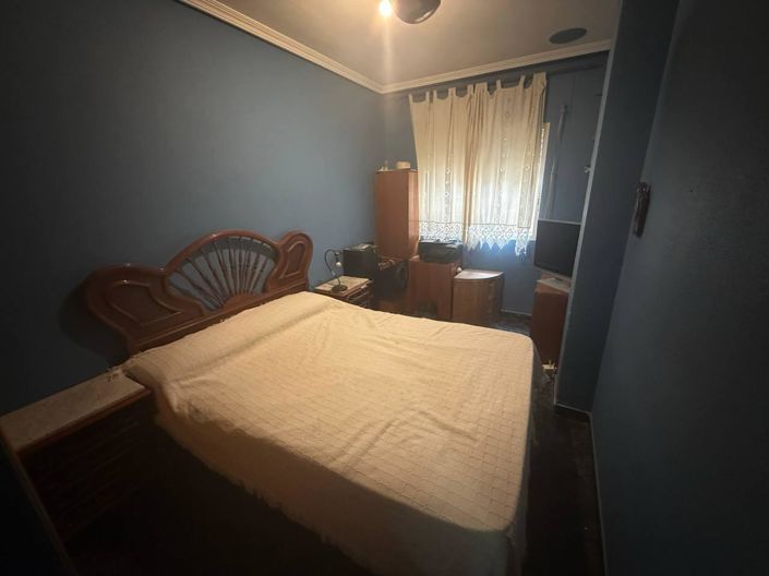 Image No.23-4 Bed Apartment for sale