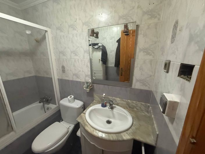 Image No.24-4 Bed Apartment for sale