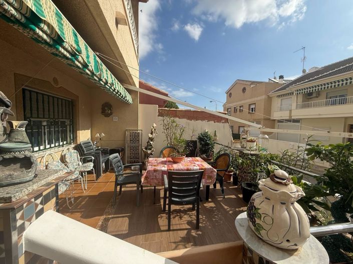 Image No.29-4 Bed Apartment for sale