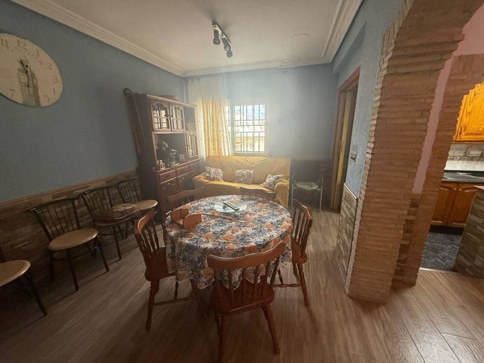 Image No.7-4 Bed Apartment for sale