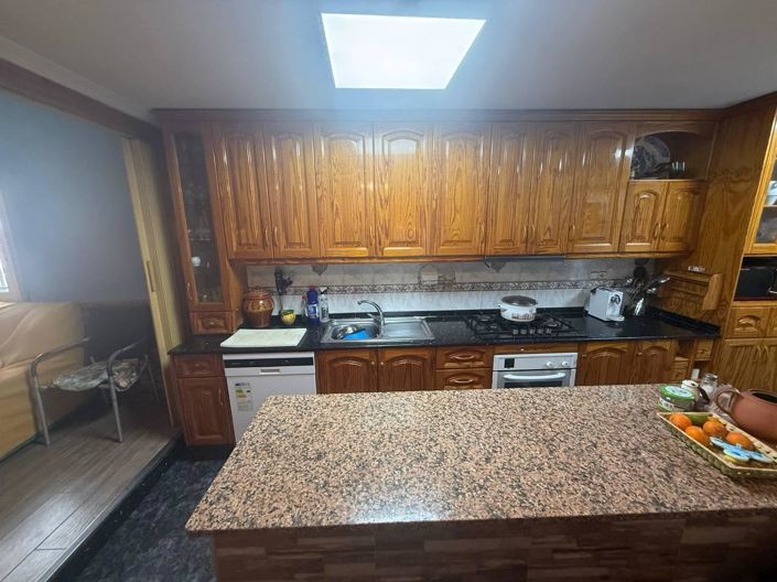 Image No.9-4 Bed Apartment for sale