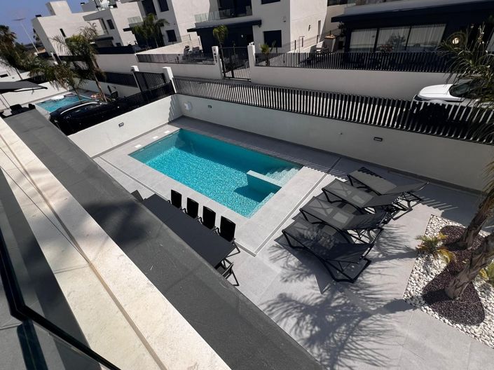 Image No.18-5 Bed Villa for sale