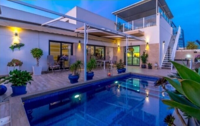 Image No.1-2 Bed Villa for sale