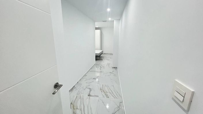 Image No.35-2 Bed Apartment for sale