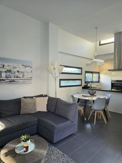 Image No.12-3 Bed Villa for sale