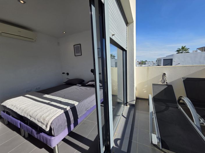 Image No.22-3 Bed Villa for sale