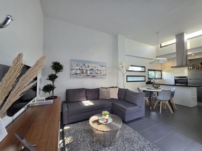 Image No.35-3 Bed Villa for sale