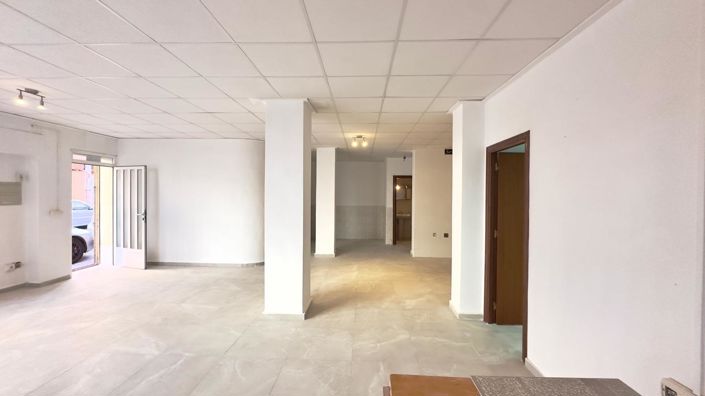 Image No.8-3 Bed Apartment for sale