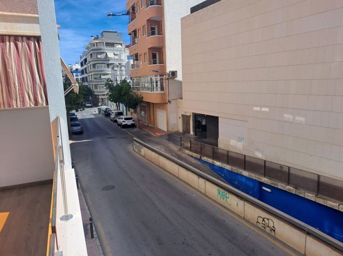 Image No.15-3 Bed Apartment for sale