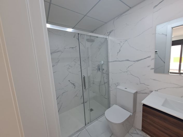 Image No.20-3 Bed Apartment for sale