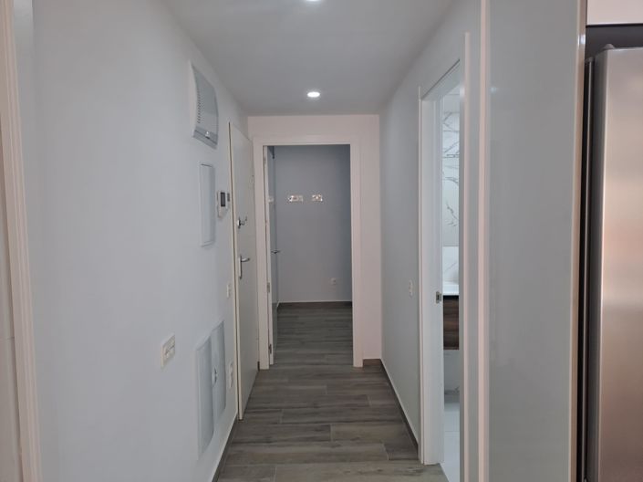 Image No.8-3 Bed Apartment for sale