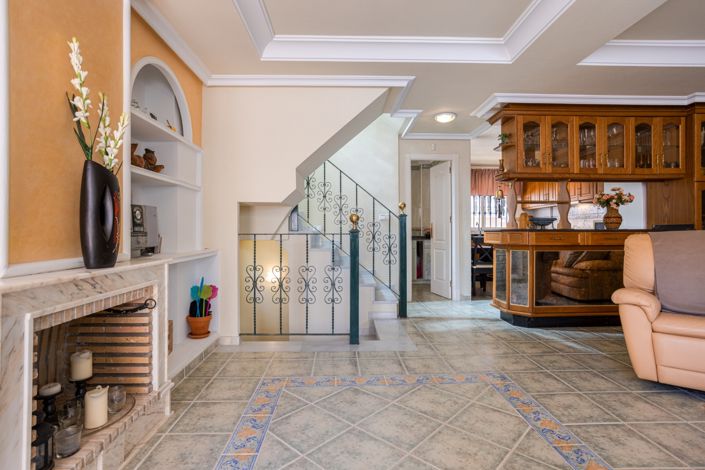 Image No.2-2 Bed Villa for sale