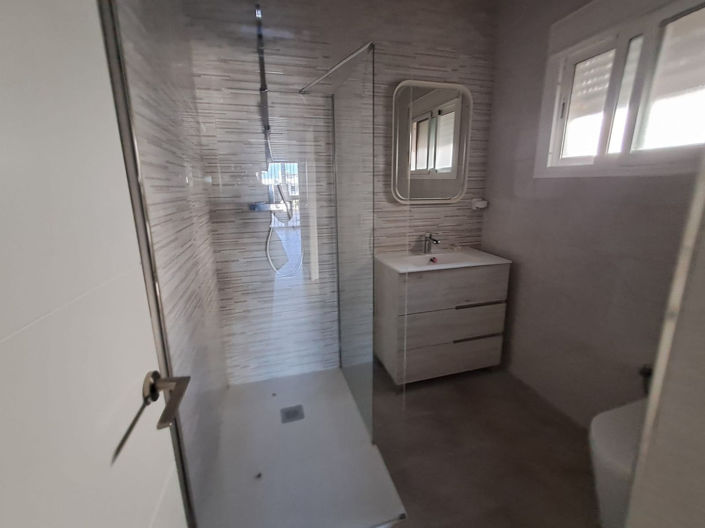 Image No.9-5 Bed Villa for sale