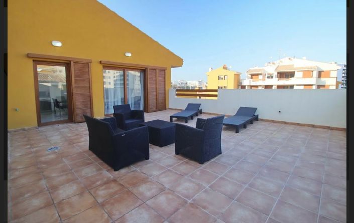 Image No.25-3 Bed Apartment for sale