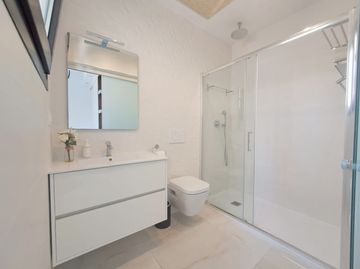 Image No.16-3 Bed Townhouse for sale